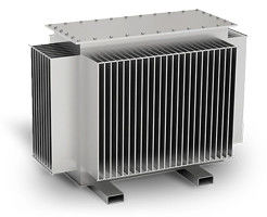 Transformer Radiator Fin Productielijn PLC Control Steel Panel Radiator Productielijn Hoge automatisering met servomotoren Multi-head Gantry Spot Welding