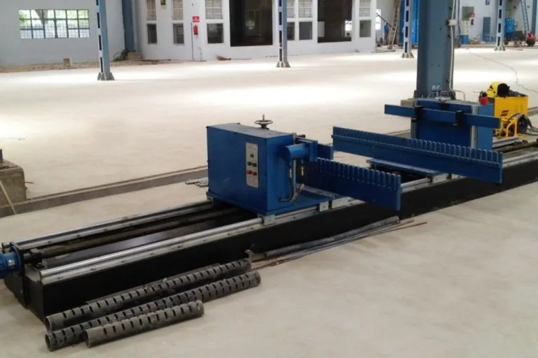 Koeling Gegolfde Vinnen Wanden Distributie Vermogen Transformator Olie Ondergedompelde Radiator Vin Automatische Lasproductielijn 11